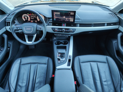 Audi A4 30 TDI S-LINE S-TRONIC CARPLAY GPS CUIR LED