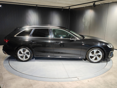 Audi A4 30 TDI S-LINE S-TRONIC CARPLAY GPS CUIR LED