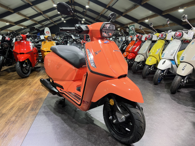 Lambretta X-125 
