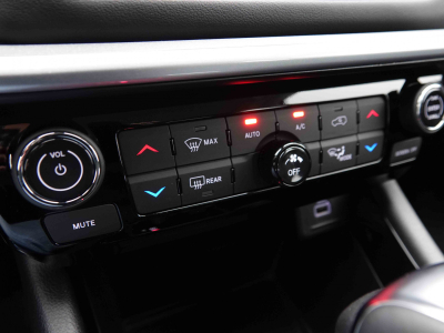 Jeep Compass 1.5 T4 e-Hybrid 131 DCT Altitude