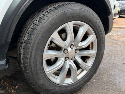 Land-Rover Range Rover Evoque Pure