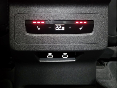 Audi S6 e-tron AVANT QUATTRO CHARGE 100KW 800V 405 KW SOFTCLOSE BANG OLUFSEN PANO CUIR NAVI 1 HAND