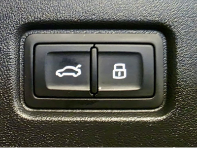 Audi S6 e-tron AVANT QUATTRO CHARGE 100KW 800V 405 KW SOFTCLOSE BANG OLUFSEN PANO CUIR NAVI 1 HAND