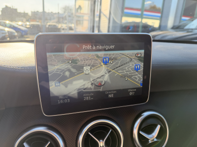 Mercedes-Benz A 180 d AMG line