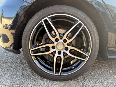 Mercedes-Benz A 180 d AMG line