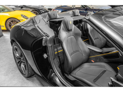 Ferrari Roma SPIDER _ACC_CARBON_360°_MATRIX_*FULL*