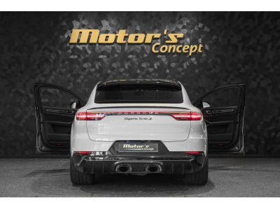 Porsche Cayenne Turbo S Coupé E-Hybrid