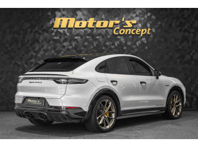 Porsche Cayenne Turbo S Coupé E-Hybrid