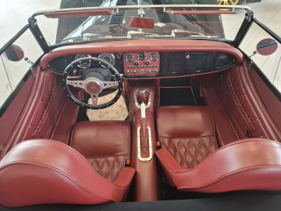 Morgan Plus 8 SPORT BLACK 4.8 V8 BMW 367HP, 1 HAND