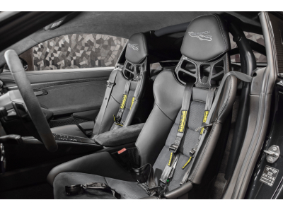 Porsche 718 Cayman GT4 RS PDK / PACK WEISSACH