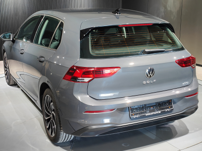 Volkswagen Golf 1.5 TSI DSG CARPLAY GPS LED APS AV/ARR