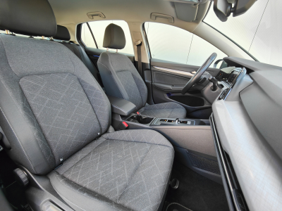 Volkswagen Golf 1.5 TSI DSG CARPLAY GPS LED APS AV/ARR