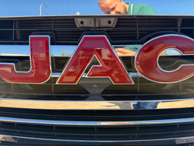 JAC T8 8 Pro/LEDER/KAMERA/4WD