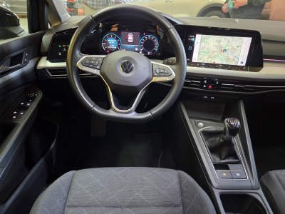 Volkswagen Golf VIII 1.0TSI 110CV LIFE