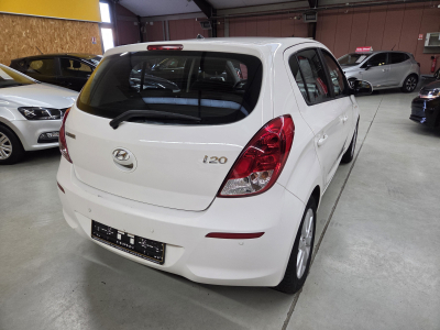 Hyundai i20 ESSENCE