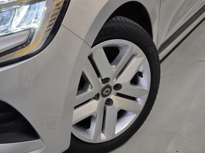 Renault Clio V 1.6 E-TECH / HYBRID 140CV CORPORATE