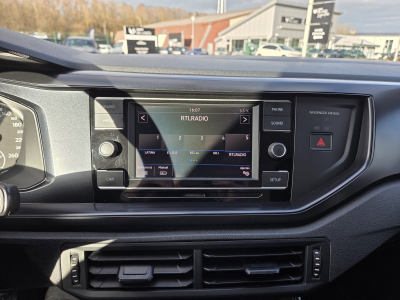 Volkswagen Polo 1.0 TRENDLINE 65CV