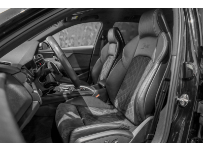 Audi RS4 AVANT 2.9 V6 QUATTRO