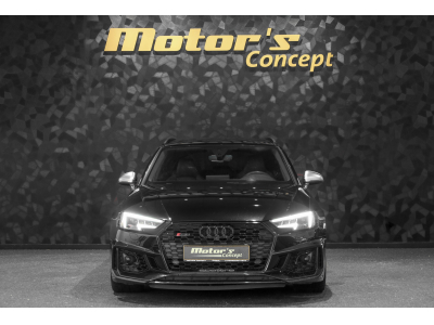 Audi RS4 AVANT 2.9 V6 QUATTRO