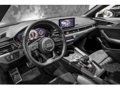 Audi RS4 AVANT 2.9 V6 QUATTRO