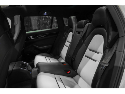 Porsche Panamera 4S E-Hybrid Sport Turismo