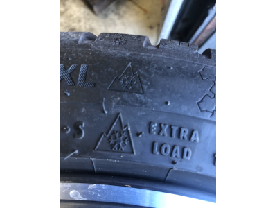 Jantes alu + Pneus hiver 18