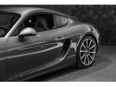 Porsche Cayman 981 2.7