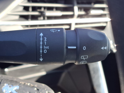 Peugeot 208 1.2 Pute Tech 75 Like