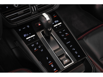 Porsche Macan III GTS