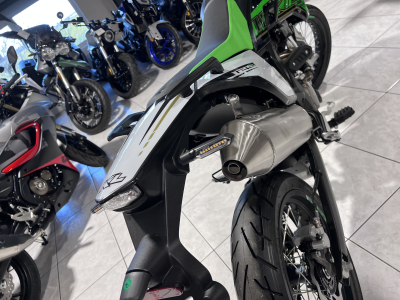 KL Motorcycle KXE Motard 125  SM ABS