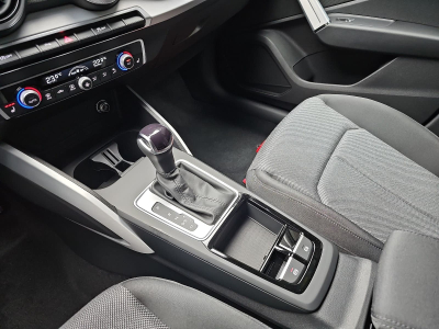 Audi Q2 35 TFSI S-Tronic 150  S-Line