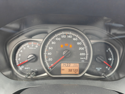 Toyota Yaris 1.3 VVT-I BLUETOOTH CLIMATISATION CAMERA