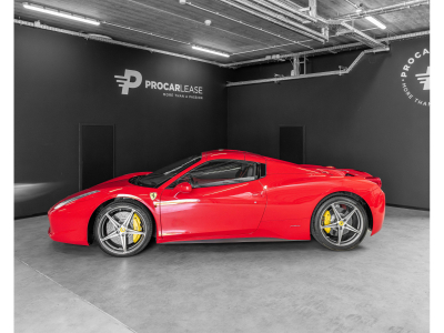 Ferrari 458 V8 4.5/458 SPIDER/SERVICE NEU/CARBON LENKRAD/ FERRARI SERVICE 09.2025