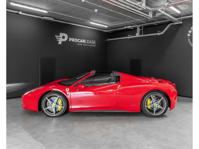 Ferrari 458 V8 4.5/458 SPIDER/SERVICE NEU/CARBON LENKRAD/ FERRARI SERVICE 09.2025