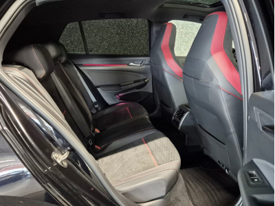 Volkswagen Golf GTI 2.0 TSI 300 CLUBSPORT MILLTEK EXHAUST MAXTON PANO NAVI