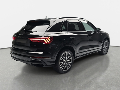 Audi Q3 35 TFSI S-Tronic 150  S-Line