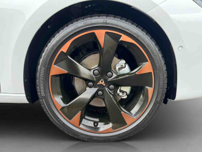 Cupra Leon 1.5 eTSi DSG 150 Kombi