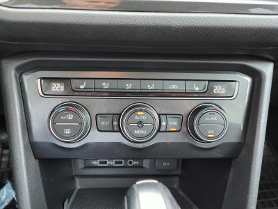 Volkswagen Tiguan Allspace 1.5 TSI R-LINE 7 PLACES CUIR TOIT PANO OUV CAMERA ATTELAGE