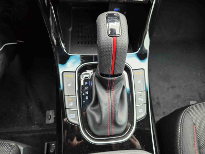 Hyundai i30 1.6 T-GDI 150 AT N-Line