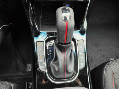 Hyundai i30 1.6 T-GDI 150 AT N-Line