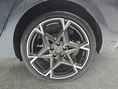 Cupra Leon 1.5 eTSi DSG 150