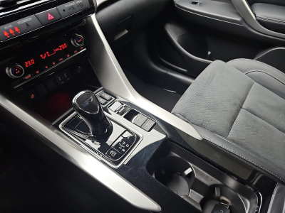 Mitsubishi Eclipse Cross 2.4 MIVEC PHEV CVT Select