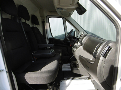 Citroën Jumper 2.2 BlueHDI 140 L2H2