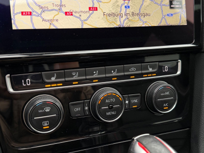 Volkswagen Golf VII Lim. GTI TCR Start-Stopp 350 PS/Pano/