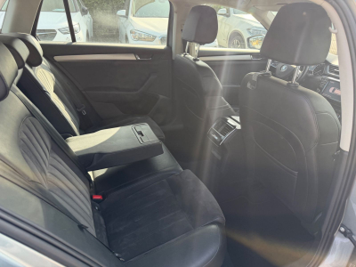 Skoda Superb Combi Style 150PS