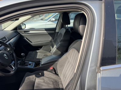 Skoda Superb Combi Style 150PS