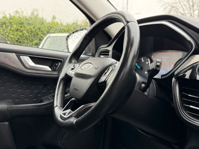 Ford Kuga Plug-In Hybrid Titanium/1.HAND/SCHECKHEFT/