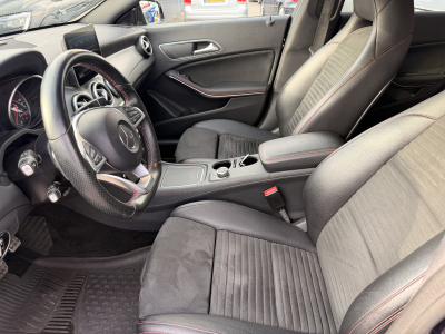 Mercedes-Benz CLA 220 d 177 AMG line Auto.