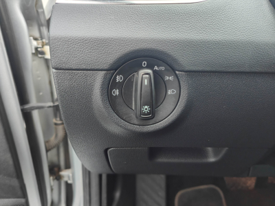 Skoda Octavia 1.6 DSG CARPLAY APS AV/AR SIEGES CHAUFFANTS CRUISE