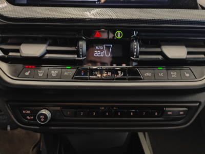 BMW 118 118i PACK M SIEGES M CARPLAY GPS PHARES LED